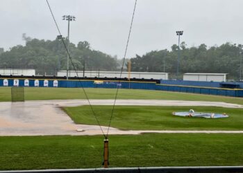 La lluvia impedirá la acción de la semifinal esta noche. (Foto suministrada)
